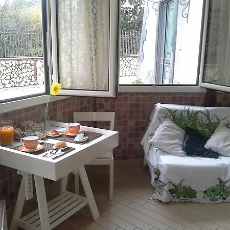 Giardini Di Capodimonte