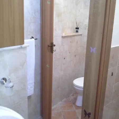 Apartment Giardini Di Capodimonte Naples